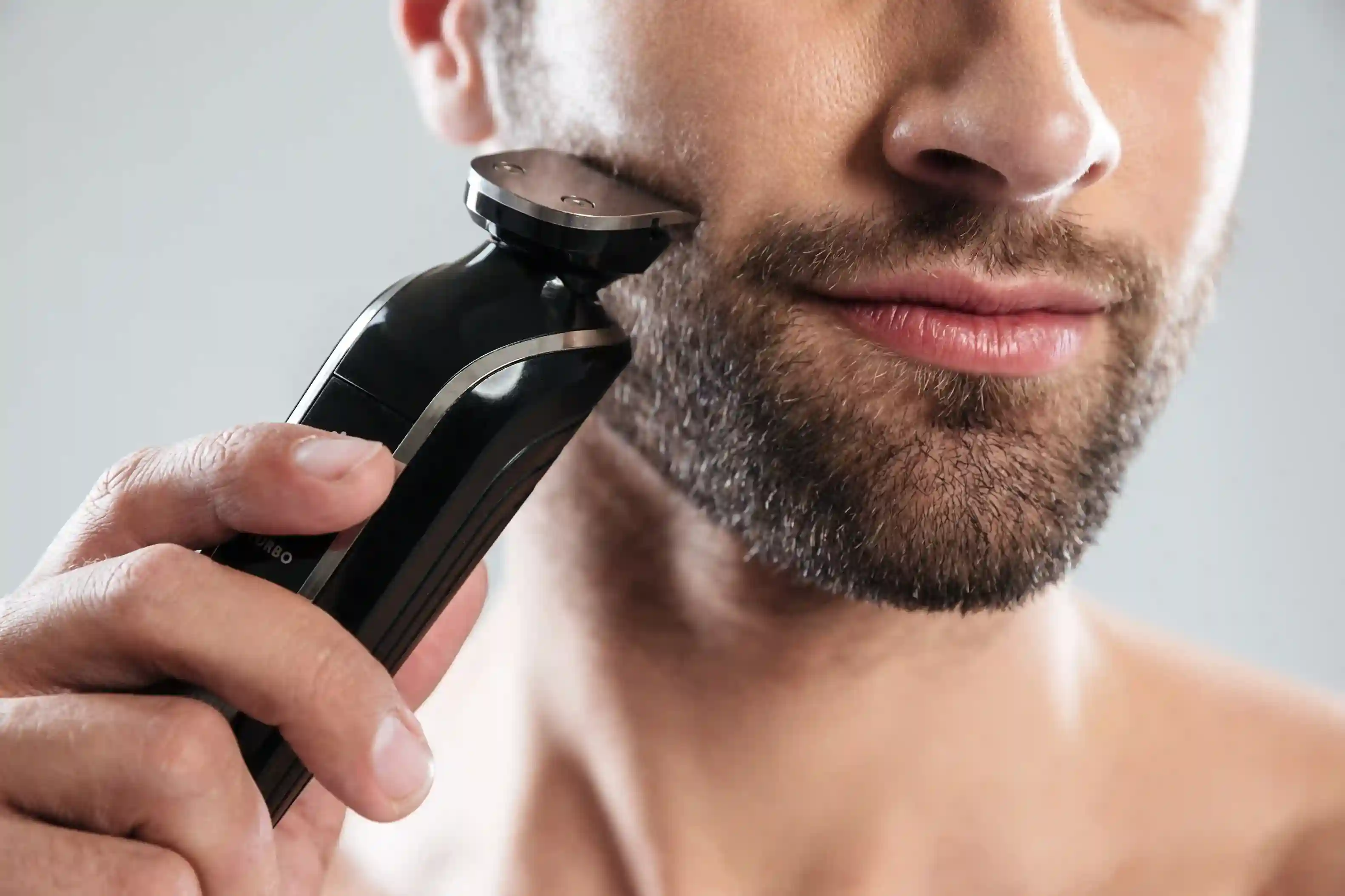 Trimmer de précision pour barbe